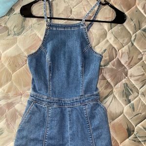 hollister denim jumpsuit !